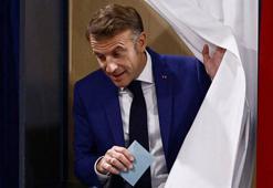 Macron'dan seçim sonuçlarıyla ilgili açıklama!'Tek bir oy bile verilmemeli'