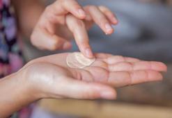 Tüm kalıcılığı uçup gidiyorsa üzülmeyin! Terledikçe akan fondötenin kalkanı buymuş