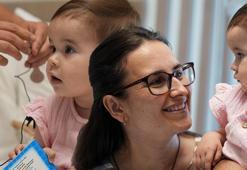 14 aylık Ukraynalı bebek anne ve babasının sesini ilk kez duydu!