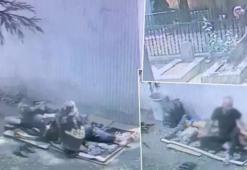 Fatih'te tarihi şehitlikte define kazısı kamerada