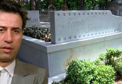 Kemal Sunal ölüm yıl dönümünde kabri başında anıldı! 'Zaman geçtikçe daha da zorlaşıyor'