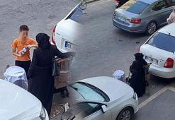 Işıklarda oğluna su sattıran anneye gözaltına alındı