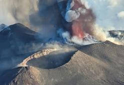 İtalya'da yanardağ tehlikesi! Uçuşlar çift yönlü olarak askıya alındı