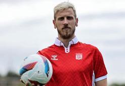 Sivasspor, Uros Radakovic'i renklerine bağladı