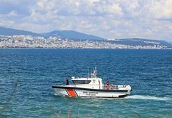 Dalga yüksekliği 2 metreyi buldu! 'Denize girmeyin' uyarısı geldi