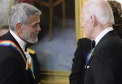 George Clooney, Biden'a 2024 başkanlık seçimlerinden çekilmesi çağrısında bulundu