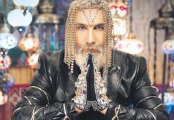 ‘Kraliçe’yle oynatacak