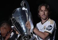 Luka Modric 1 yıl daha Real Madrid'de!