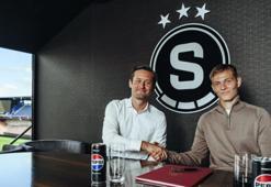 Mathias Ross'un imza töreninden kareler
