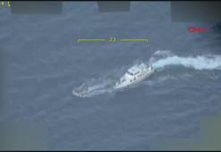 Yunan Sahil Güvenliği düzensiz göçmenleri taşıyan botu, Türk kara sularına itti