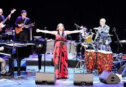 Pink Martini İstanbul'da müzikseverlerle buluştu