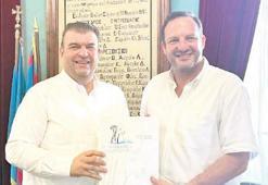 Seferihisar’dan komşu ziyareti