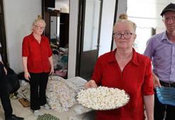 Cezaevinden çıkan albino kardeşlere hırsızlık şoku! Evde mısır patlatıp eğlence yapmışlar