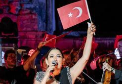 Aşkın Nur Yengi: Sanki 40 yıldır bu işi yapmıyor gibiyim