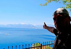 Antalya'da 'yüzen 3 kişi kıyıya dönmedi' ihbarı ekipleri harekete geçirdi