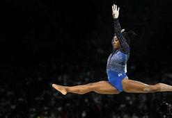 Simone Biles, Paris 2024'te küllerinden doğdu!