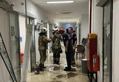 Bakırköy'de yenidoğan yoğun bakım ünitesinin asma tavanı çöktü, 1 bebek öldü