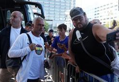 Fenerbahçe kafilesine Lille'de coşkulu karşılama!