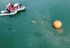 Baraja düşen helikopter enkazı çıkarılıyor! Tabana balon sistemi kuruldu