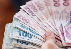 Milyonları ilgilendiriyor: Emeklinin zam farkı bugün hesaplarda!