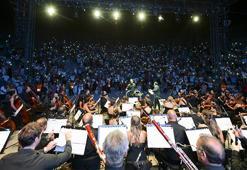 Ünlü isimler Bodrum’daki yaz konserinde sahne alacak