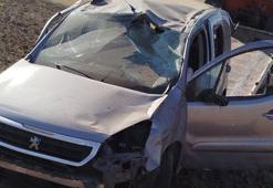 Erzurum'da otomobil şarampole devrildi! 1 ölü, 4 yaralı
