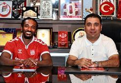 Sivasspor, Samuel Moutoussamy'i renklerine kattı