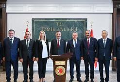 Cumhurbaşkanı Yardımcısı Yılmaz'dan İzmir Valiliği'ne ziyaret