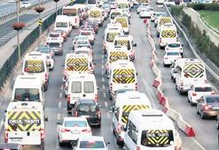 Okullar açılıyor ama yollarda çalışma var