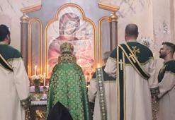 Binlerce kişi akın etti, ek sefer düzenlendi! 1100 yıllık Akdamar Kilisesi 12'nci ayin