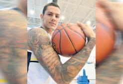 Alkollü sürücü eski milli basketbolcuyu hayattan kopardı