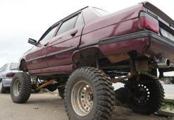 4x4 Off-road'a dönüştürülen Broadway, dikkat çekiyor