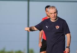 Hatayspor antrenmanında Rıza Çalımbay farkı