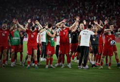 A Milli Futbol Takımı'na yıldızlı pekiyi!