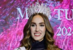 İDİL BİLGEN kimdir, nereli? 2024 Miss Turkey birincisi tacın yeni sahibi İdil Bilgen'in ailesi ve hayatı