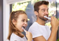 Çocuklarda ağız ve diş sağlığı neden önemli? Merak edilenleri adım adım keşfedin!