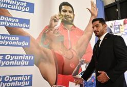 Taha Akgül, Güreş Federasyonu Başkanlığı'na adaylığını koydu