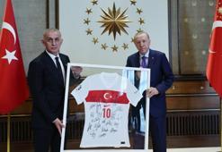 Cumhurbaşkanı Erdoğan TFF heyetini kabul etti! 2024 Avrupa Şampiyonası göndermesi