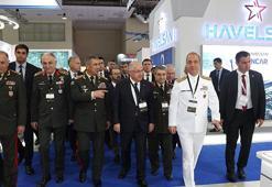 Bakan Güler, Azerbaycan Uluslararası Savunma Sanayii Fuarı'na katıldı