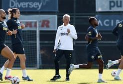 Fenerbahçe'de Jose Mourinho'nun sistem ısrarı! Maximin kararı belli oldu
