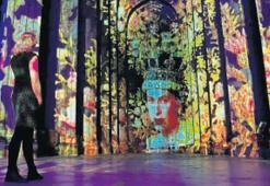 Kraliyet Ailesi’nin pırıltılı hayatı