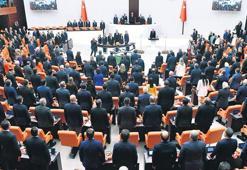 CHP grubu Erdoğan’ı ayakta karşıladı