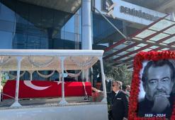 Başyazarımız Güneri Cıvaoğlu’na veda