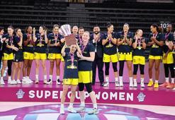 FIBA Kadınlar Süper Kupa'da kazanan Fenerbahçe! Olaylı derbide Beşiktaş'ı yendiler