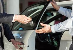 Araç almak isteyenler dikkat! Liste fiyatlarına ‘ekim’ ayarı