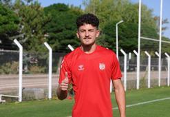 Milli takıma çağrıldı, Sivasspor'da forma şansı bulamıyor