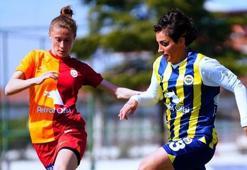 Kadınlar Ligi'nde derbi heyecanı: Fenerbahçe-Galatasaray