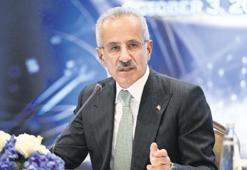 Uraloğlu’ndan sosyal medya düzenlemesi sinyali: ‘Türkiye’de şu içerikleri koymayacaksın’ denilebilir