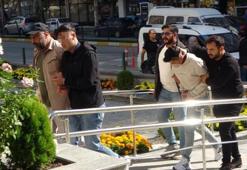 Kadın kıyafeti giyip pazarcıyı vurdu! 2 kişi gözaltına alındı