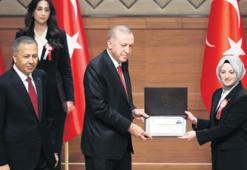 ‘Milletin adamı olunmadan devlet adamı olunmaz’